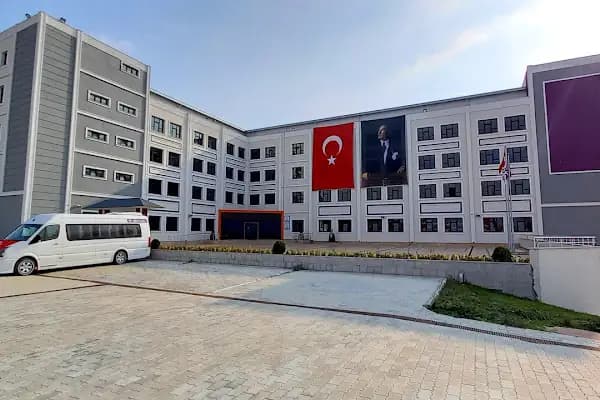 Uğur Okulları Çorlu Kampüsü - Eğitim Kurumu - Tekirdağ Çorlu