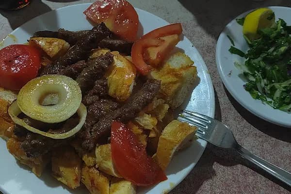 Ödemiş Kebap Salonu Gül Köfte - Türk restoranı - İzmir Narlıdere