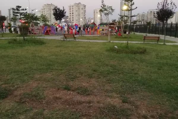 Şehit Serhat Sığnak parkı - Park - Adana Seyhan