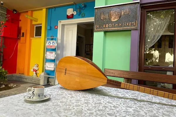 Şahin Aydın Müzik Eğitim Merkezi - Müzik Okulu - İstanbul Esenyurt