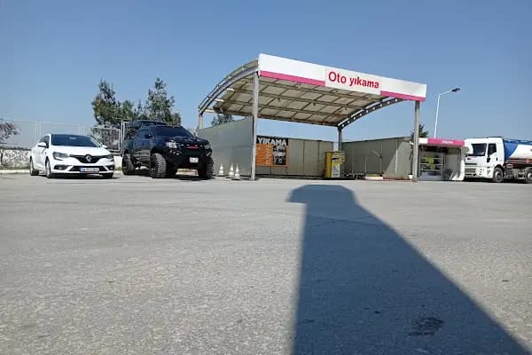 Eva Binek ve Ağır Vasıta İlaçlı ve Renkli köpüklü Oto Yıkama - Araba Yıkama - Kocaeli İzmit