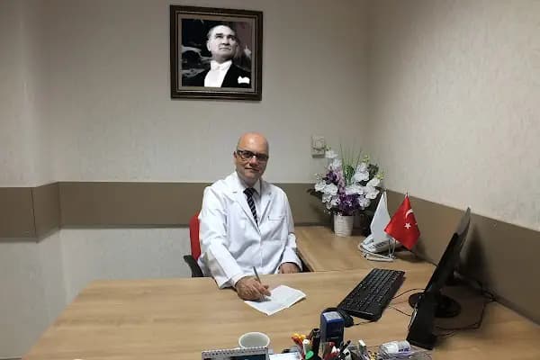 Ankara Genel Cerrah Prof. Dr. Mahmut Can Yağmurdur | Meme Kanseri Tedavisi| Meme Cerrahisi | Genel Cerrahi ve Cerrahi Onkoloji Uzmanı - Doktor - Ankara Akyurt