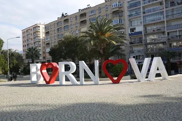 Shift İzmir Araç Kiralama, Bornova Oto Kiralama ve İzmir Rent A Car - Araba Kiralama Şirketi - İzmir Bornova