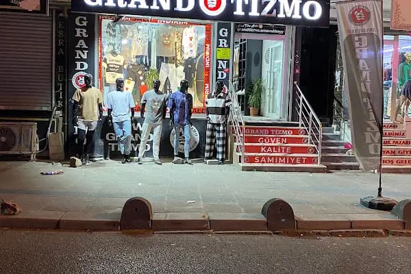 Grand Tizmo Arnavutköy - Giyim mağazası - İstanbul Küçükçekmece