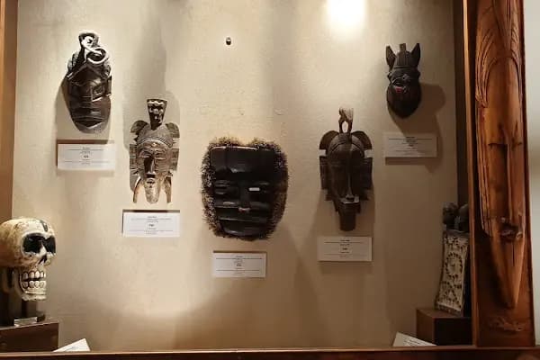 İzmir Mask Müzesi - Müze - İzmir Konak