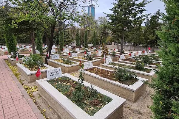 Konya Askeri Şehitliği - Mezarlık - Konya Ahırlı