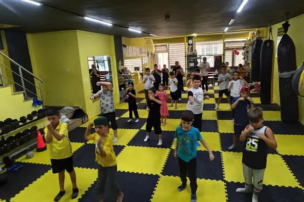 Bursa Kick Boks • Factory Sports Club Spor Kulübü - Spor salonu - Bursa Osmangazi