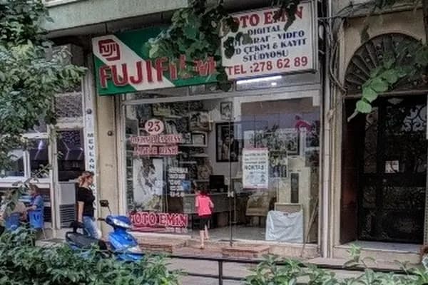 Foto Emin fotoğrafçılık - Fotoğraf Dükkanı - İzmir Balçova