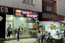 Mesut Burger