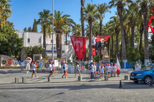 Bodrum Belediye Başkanlığı - Belediye Binası - Muğla Bodrum