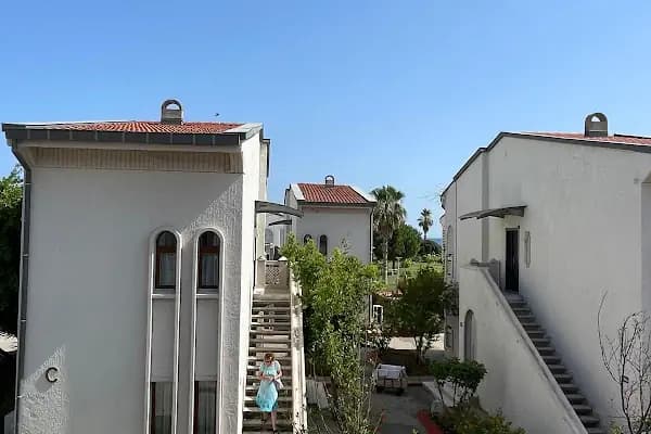 TRT Lara Kampı - Turistik Pansiyon - Antalya Muratpaşa