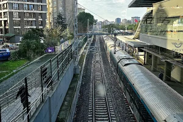 Göztepe Tren İstasyonu - Ulaşım Hizmeti - İstanbul Maltepe