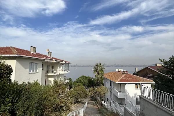 Kınalı Ada Çocuk parkı - Park - İstanbul Adalar