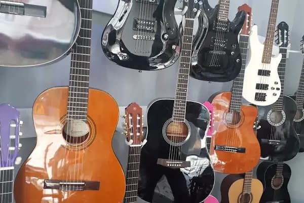 Genç Sanat Müzik&amp;Atölye - Müzik Mağazası - Manisa Yunusemre