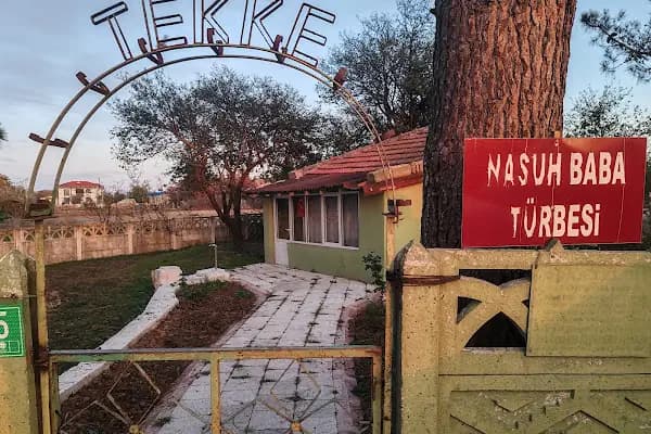 Nasuh baba türbesi - Mezarlık - Tekirdağ Çerkezköy
