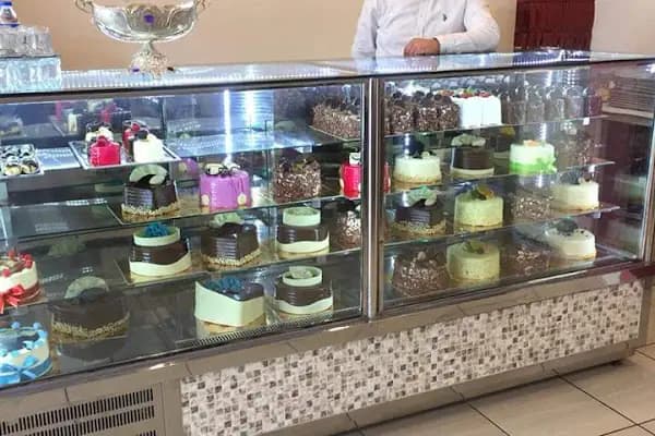 Tatlıcı Erol - Tatlı Dükkanı - Adana Karataş