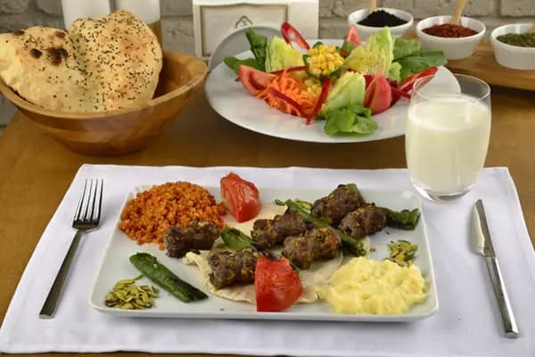 Kılıçoğlu Pasta Cafe &amp; Baklava Fırını - Fırın - İstanbul Gaziosmanpaşa