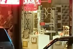 Gülen Optik