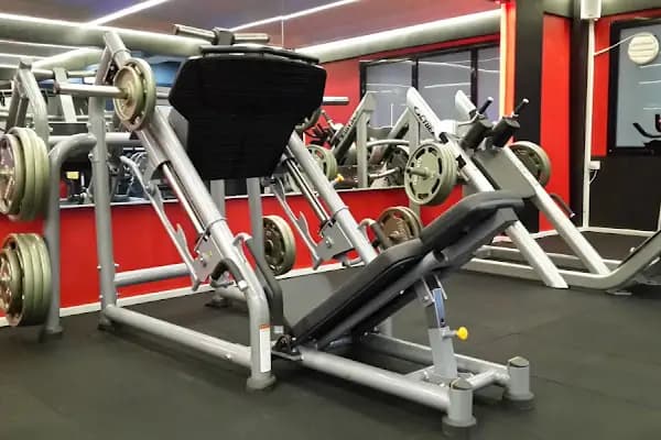 Metroflex - Spor salonu - İzmir Karabağlar