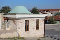 Sakar Baba Türbesi