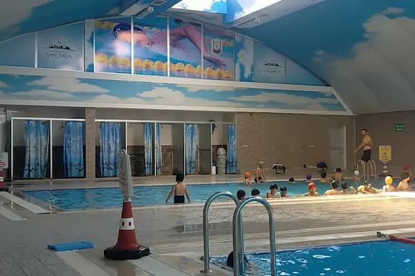 Şanlıurfa Büyükşehir Belediyesi Yüzme Havuzu - Kapalı yüzme havuzu - Şanlıurfa Bozova