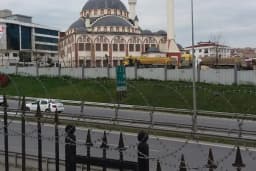 Emin BATMAZOGLU parki Yağmur Cafe