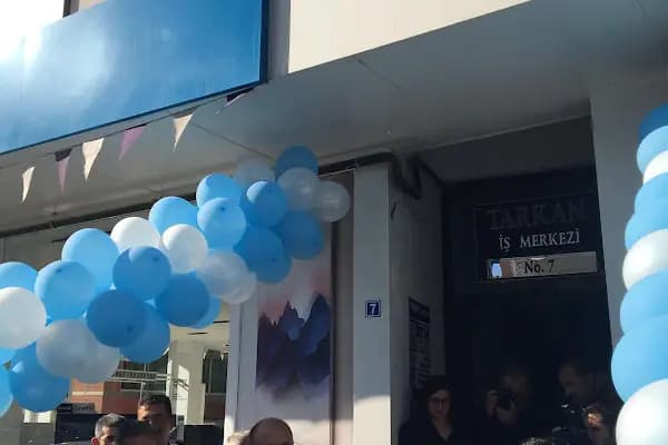 Diş Hekimi Burcu Taşçı - Doktor - Balıkesir Karesi