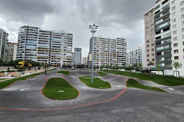 Selçuklu Bisiklet ve Kaykay Parkı 2 - Park - Konya Selçuklu