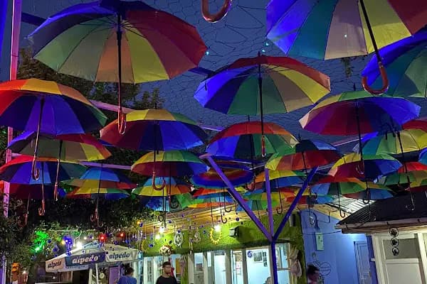 Feke Alaçatı Cafe - Kafeterya - Adana Yüreğir