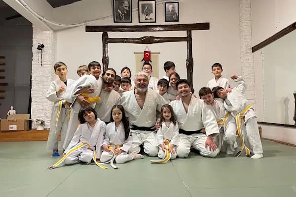 Akdeniz Spor Kulübü | ASK Yaşam Atölyesi - Dövüş Sanatları Okulu - İstanbul Maltepe