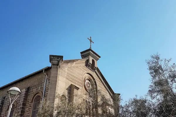 Santissimo Rosario Katolik Kilisesi - Dini Kurum - İzmir Karşıyaka