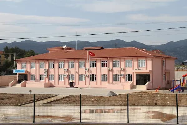 Karataş İlkokulu - Okul - Antalya Finike