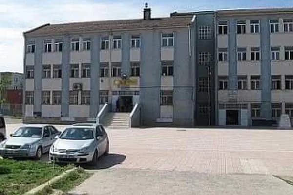 BİSMİL ATATÜRK MESLEKİ VE TEKNİK ANADOLU LİSESİ MÜDÜRLÜĞÜ - Okul - Diyarbakır Sur