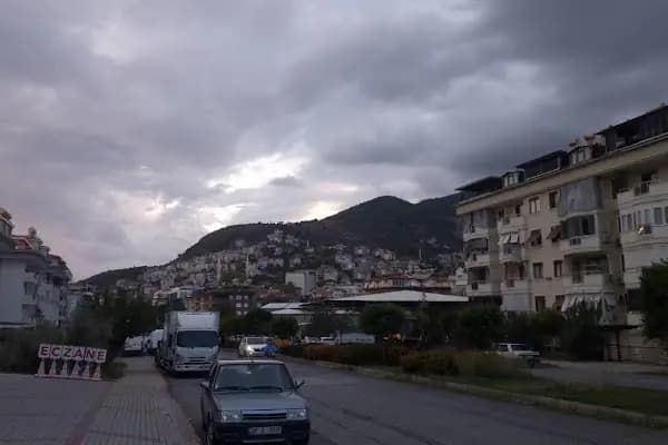 Zümra Emlak &amp; Rent a Car - Emlak Bürosu - Antalya Alanya