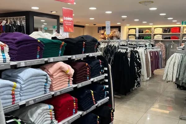 LC WAIKIKI - Giyim mağazası - Ankara Çankaya
