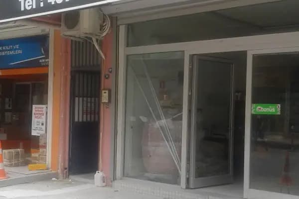 Aquapolis - Yüzme Havuzu Malzemeleri Satıcısı - İzmir Konak