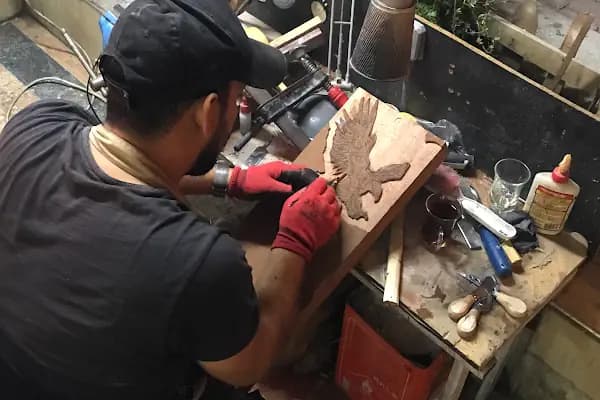 Antalya Evren Müzik Saz,Bağlama,Gitar,Keman ,Ud,Tamir ve müzik aletleri satışı - Gitar Mağazası - Antalya Muratpaşa