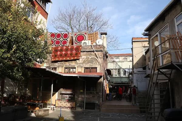 Mercan Dede Türbesi - Cami - İstanbul Zeytinburnu