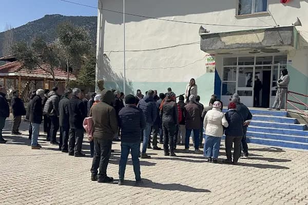 Güney İlköğretim Okulu - Okul - Denizli Acıpayam