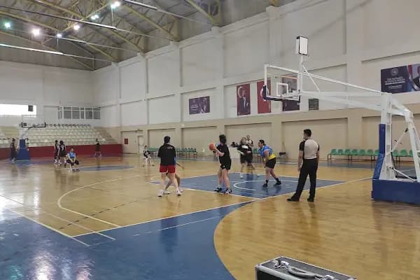 Serdar Yereli Spor Salonu - Spor salonu - İzmir Konak