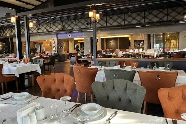 Laluka Restaurant Bademli - Restoran - Bursa Nilüfer