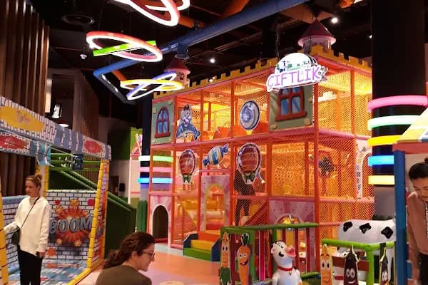 Pengu Oyun Evi &amp; Parti Evi - Oyun Alanı - Ankara Keçiören