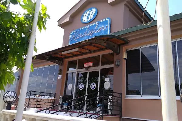 Dışarı Cafe &amp; Kitchen - Kafe - İzmir Bergama