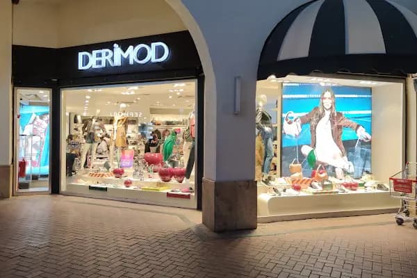 Derimod - Forum Bornova - Deri ürünleri mağazası - İzmir Bornova