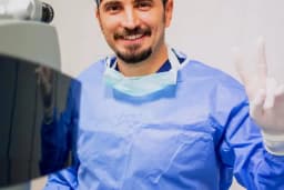 Op. Dr. Ömer TAKEŞ Göz Hastalıkları ve Cerrahisi Kliniği, Akıllı Lens, Lazer, Göz Kapağı Estetiği,Katarakt.