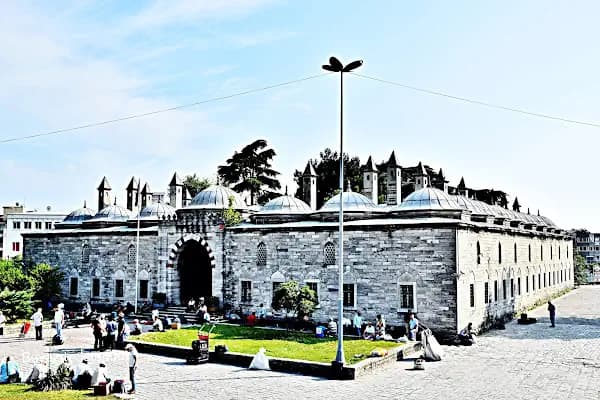 Türk Vakıf Hat Sanatları Müzesi - Müze - İstanbul Fatih