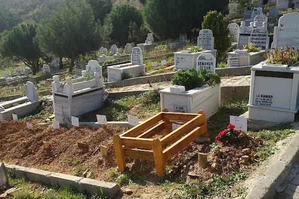 Asri Mezarlığı - Mezarlık - İstanbul Gaziosmanpaşa