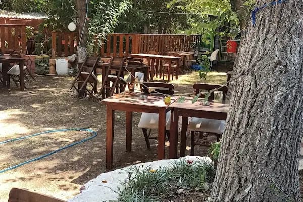 Saklı Bahçe Cafe - Kafe - İzmir Aliağa