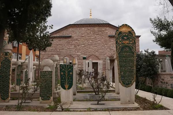 Muradı Münzevi Hazretleri Türbesi - Kutsal Yer - İstanbul Pendik