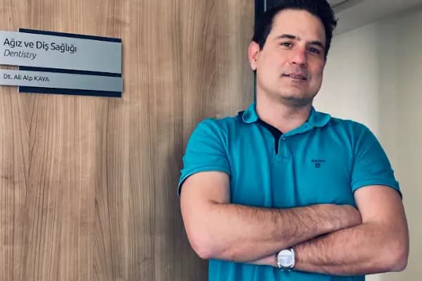 Diş Hekimi Ali Alp Kaya - Diş Hekimi - Adana Karataş